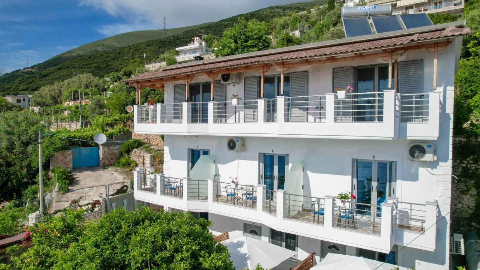 Eduard Lagji Apartament Λούκοβο Δωμάτιο φωτογραφία